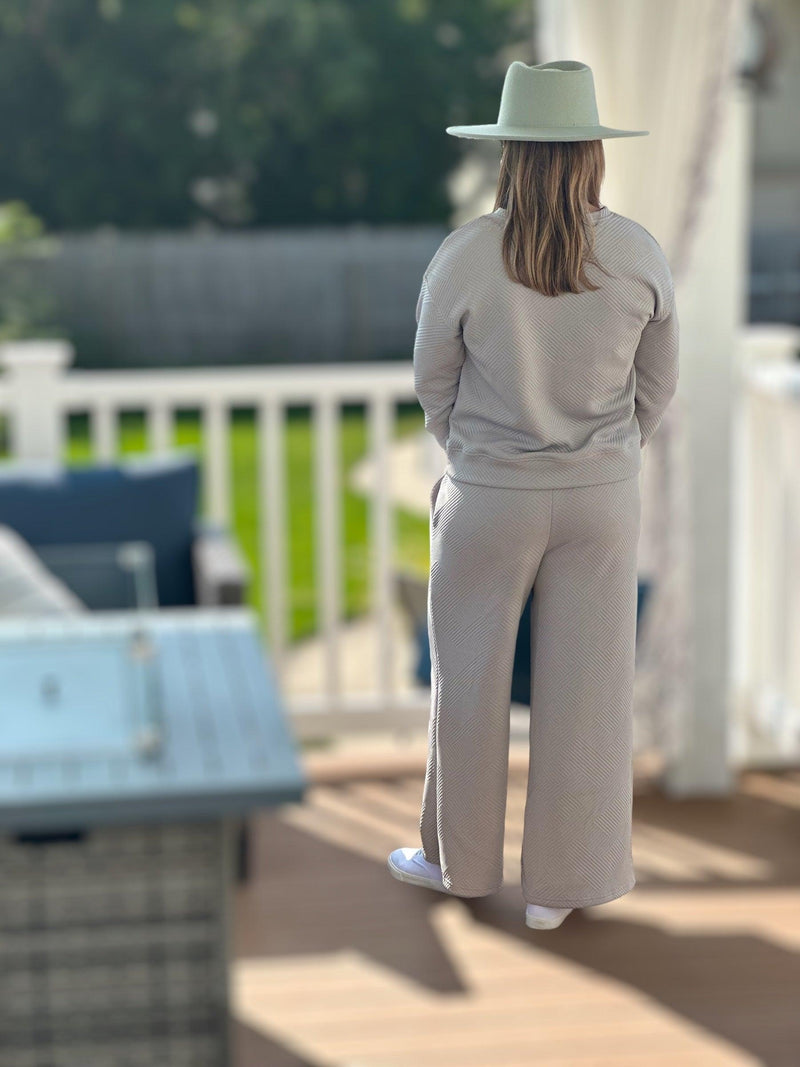 On The Go Lounge Set - Amelia K. Luxe